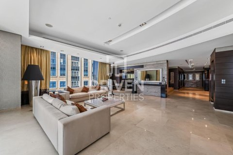 Apartament do wynajęcia w Dubai Marina, Dubai, ZEA 4 sypialnie, 586.03 mkw., nr 746641 - zdjęcie 5
