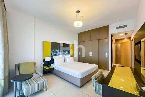 Apar-hotel de închiriat în Al Barsha, Dubai, EAU 4 dormitoare, 222 mp.  №643467 - poză 15