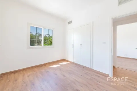 The Springs, Dubai, BAE’de kiralık villa 3 yatak odası, 209 m&sup2; No 738286 - fotoğraf 11