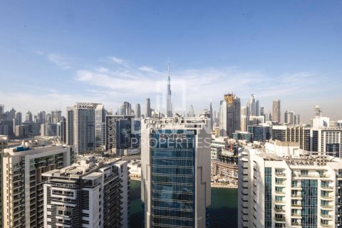Снять в аренду квартиру в Бизнес-Бэй, Дубай, ОАЭ 3 спальни, 125м2, № 684405 - фото 5