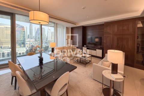 Lakás itt: Downtown Dubai (Downtown Burj Dubai), Dubai, EAE, 3 hálószoba, 188 m², azonosító: 684211 - fénykép 2