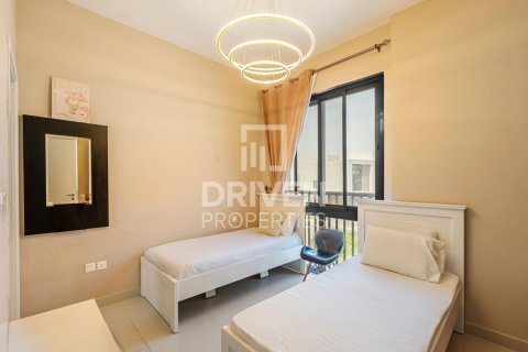 Városi lakóépület itt: Dubai South (Dubai World Central), Dubai, EAE, 4 hálószoba, 228 m², azonosító: 684403 - fénykép 12