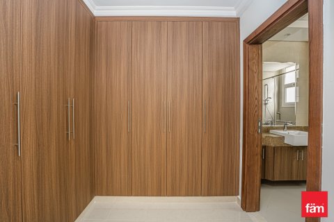 阿联酋 Dubai Al Furjan 待租 : 5 卧, 600 平方米 , 编号668693 - 照片 8