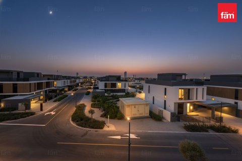 Villa uthyres i Dubai, UAE 4 sovrum, 302.3 kvm Nr. 668696 - fotografi 1