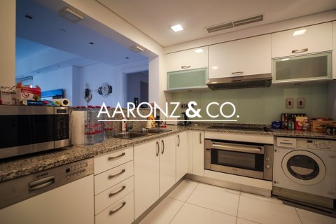 Appartement te huur in Palm Jumeirah, Dubai, VAE 2 slaapkamers, 165.2 vr.m., nr 670783 - foto 7