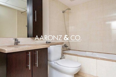 Apartamento para arrendamento em The Views, Dubai, EAU 2 quartos, 144.6 m2 № 670769 - foto 9