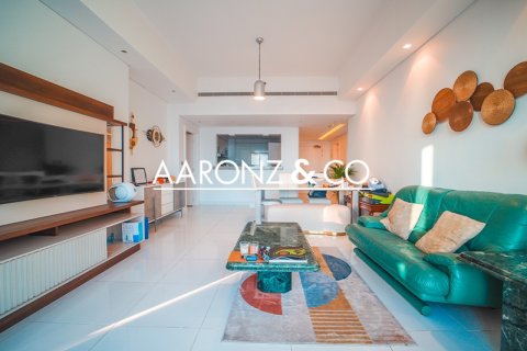 Appartement te huur in Palm Jumeirah, Dubai, VAE 2 slaapkamers, 165.2 vr.m., nr 670782 - foto 1