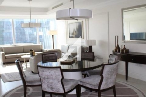 Apartment in Downtown Dubai (Downtown Burj Dubai), UAE 2 bedrooms, 118 sq.m. № 688132 - photo 4