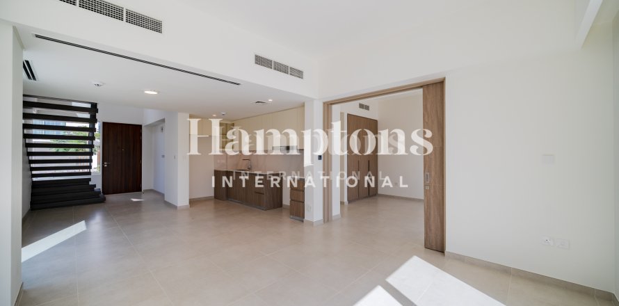 Maison de ville à Jumeirah Village Triangle, Dubai, EAU: 4 chambres, 255.519 m2 № 690530