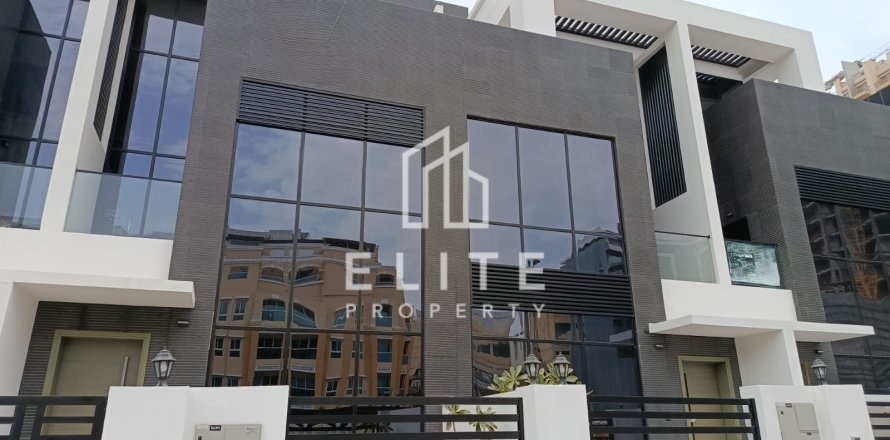 Townhouse în Jumeirah Village Circle, Dubai, EAU 4 dormitoare, 283 mp.  №736448