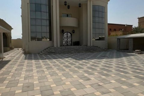 Villa a Seih Al Uraibi, Ras Al Khaimah, EAU 6 camere da letto, 1394 mq. № 735072
