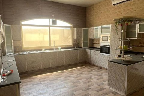 Villa à vendre à  Seih Al Uraibi, Ras Al Khaimah, EAU 6 chambres, 1394 m2 № 735072 - photo 8