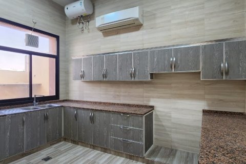 Villa in vendita a Al Qusaidat, Ras Al Khaimah, EAU 6 camere da letto, 929 mq. № 735071 - foto 6