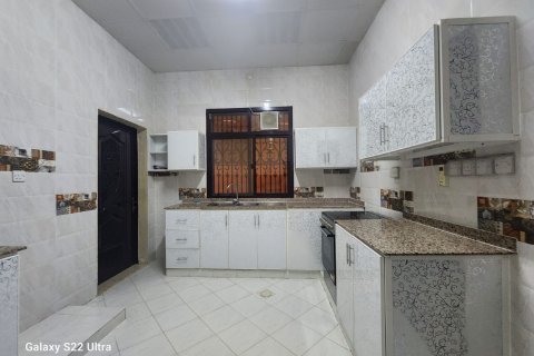 Villa te koop in Ras Al Khaimah, VAE 2 slaapkamers, 650 vr.m., nr 735073 - foto 13