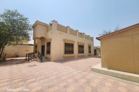 Villa te koop in Ras Al Khaimah, VAE 2 slaapkamers, 650 vr.m., nr 735073 - foto 5