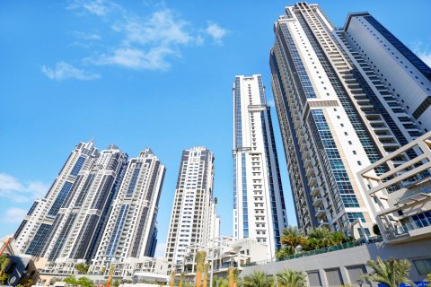 Apartment in Business Bay, Dubai, UAE 2 bedrooms, 12 sq.m. № 718655 - photo 17