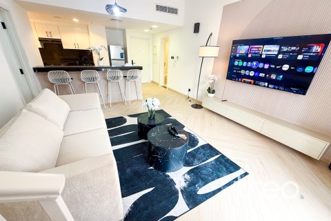 דירה ב Jumeirah Village Circle, Dubai, איחוד האמירויות 1 חדר שינה, 97.36 מ