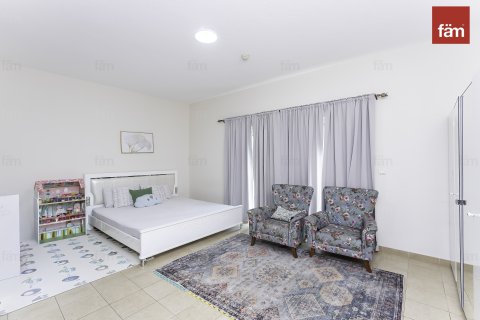 Townhouse in Dubai, UAE 2 bedrooms, 180 sq.m. № 647961 - photo 10