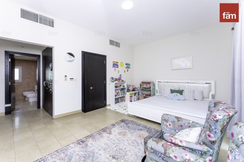 Townhouse in Dubai, UAE 2 bedrooms, 180 sq.m. № 647961 - photo 11