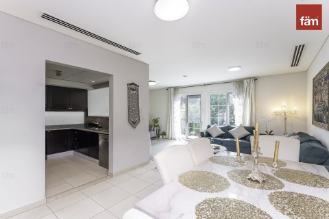 Townhouse in Dubai, UAE 2 bedrooms, 180 sq.m. № 647961 - photo 4