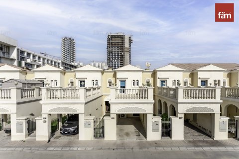 Townhouse in Dubai, UAE 2 bedrooms, 180 sq.m. № 647961 - photo 15