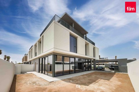 Villa in Dubai, UAE 4 bedrooms, 301.8 sq.m. № 647856 - photo 18