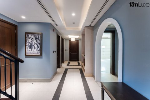 Villa itt: Dubai, EAE, 4 hálószoba, 792.5 m², azonosító: 647960 - fénykép 9