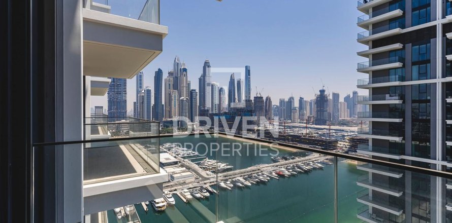 Apartment in Dubai Harbour, Dubai, UAE 2 bedrooms, 111.2 sq.m. № 765587