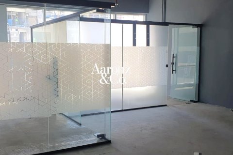 Oficiu de închiriat în Business Bay, Dubai, EAU 180 mp. №741557 - poză 8