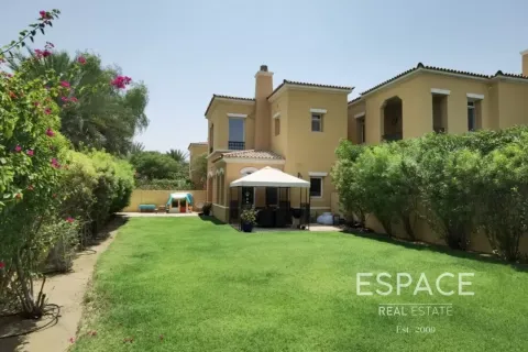 Vilă de închiriat în Arabian Ranches, Dubai, EAU 3 dormitoare, 206 mp.  №738213 - poză 6