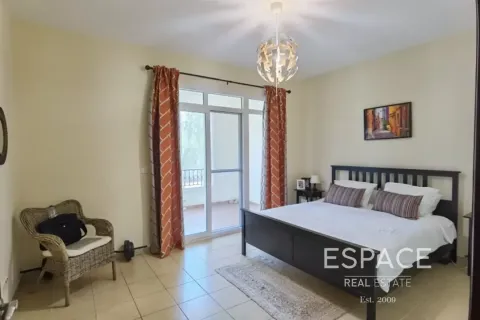 Vilă de închiriat în Arabian Ranches, Dubai, EAU 3 dormitoare, 206 mp.  №738213 - poză 7