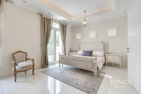 Vila di The Springs, Dubai, UEA 3 kamar tidur, 343 m2 nomor 738211 - foto 8