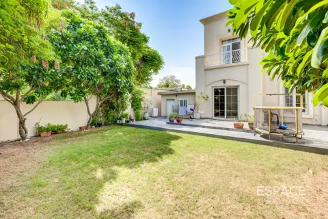 Vila di The Springs, Dubai, UEA 3 kamar tidur, 343 m2 nomor 738211 - foto 19