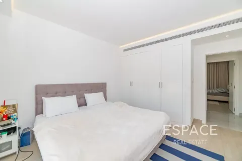 Vilă de închiriat în Meadows, Dubai, EAU 6 dormitoare, 505 mp.  №738210 - poză 11