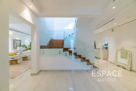 Vilă de închiriat în Meadows, Dubai, EAU 6 dormitoare, 505 mp.  №738210 - poză 6