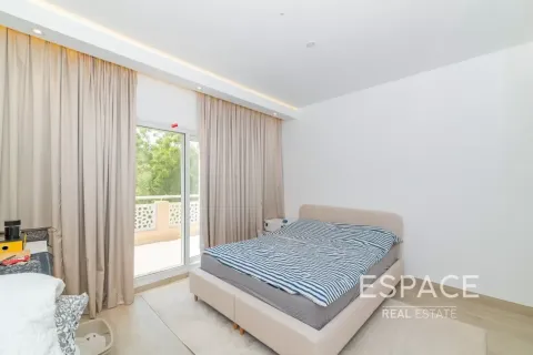 Vilă de închiriat în Meadows, Dubai, EAU 6 dormitoare, 505 mp.  №738210 - poză 13