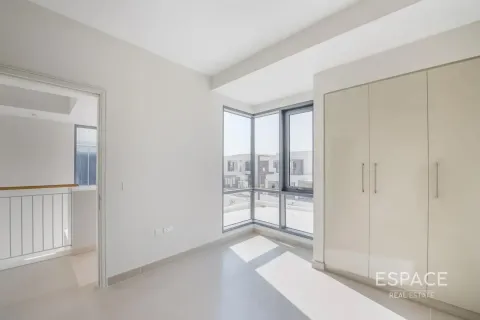 Villa zur Miete in Dubai Hills Estate, Dubai, VAE 4 Schlafzimmer, 229 m2 Nr. 738209 - Foto 6