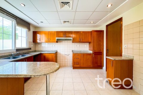 Βίλα σε Arabian Ranches, Dubai, ΗΑΕ 3 υπνοδωμάτια, 255.02 τ.μ. Αρ. 739342 - φωτογραφία 6