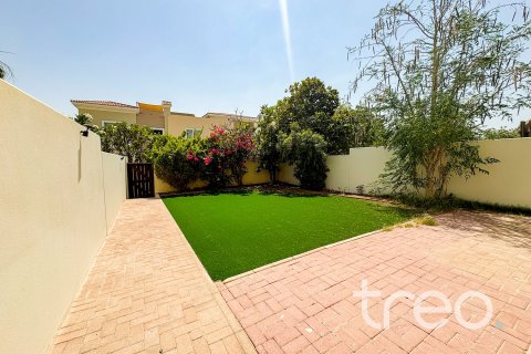 Βίλα σε Arabian Ranches, Dubai, ΗΑΕ 3 υπνοδωμάτια, 255.02 τ.μ. Αρ. 739342 - φωτογραφία 2