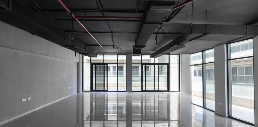 Офіс в Дубай, ОАЕ 90.8м2 № 678354