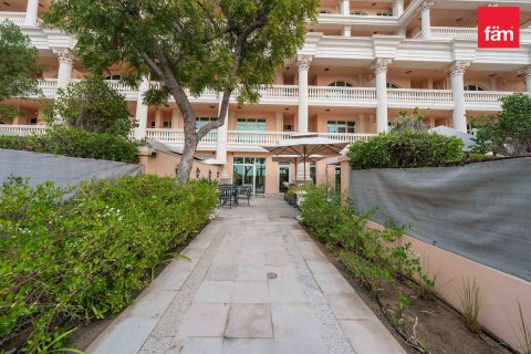 Palm Jumeirah, Dubai, UAE의 판매용 아파트 침실 2개, 359.3제곱미터 번호 678352 - 사진 23