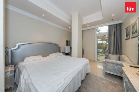 Palm Jumeirah, Dubai, UAE의 판매용 아파트 침실 2개, 359.3제곱미터 번호 678352 - 사진 3