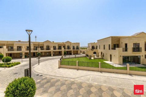 Vila u gradu Dubai, UAE 3 spavaće sobe, 142.3 m2 Br. 678356 - Slika 8