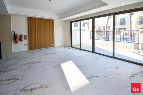 Vila u gradu Dubai, UAE 3 spavaće sobe, 142.3 m2 Br. 678356 - Slika 6