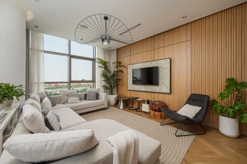 Apartment in DAMAC Hills (Akoya by DAMAC), Dubai, UAE 2 bedrooms, 152.93 sq.m. № 749877 - photo 4
