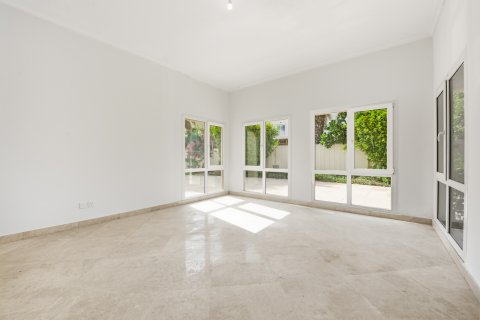 וילה להשכרה ב Meadows, Dubai, איחוד האמירויות  6 חדרי שינה, 987.74 מ"ר, מספר 749872 - תמונה 13