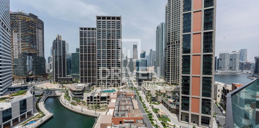 Apartment sa Business Bay, Dubai, UAE 2 silid-tulugan, 196.3 sq.m. № 743368