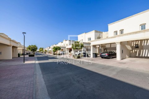 Villa in The Springs, Dubai, UAE 2 bedrooms, 167 sq.m. № 682944 - photo 20