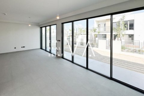 Dubai, BAE’de kiralık вилла 4 yatak odası, 405.79 m&sup2; No 637733 - fotoğraf 14