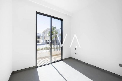 Villa itt: Dubai, EAE, 4 hálószoba, 406.9 m², azonosító: 637731 - fénykép 13